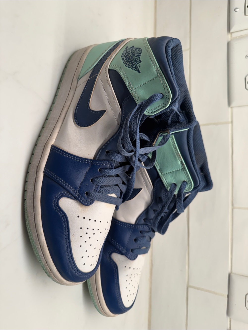Nike Men’s High-Top Sneakers — Navy Blue / Mint